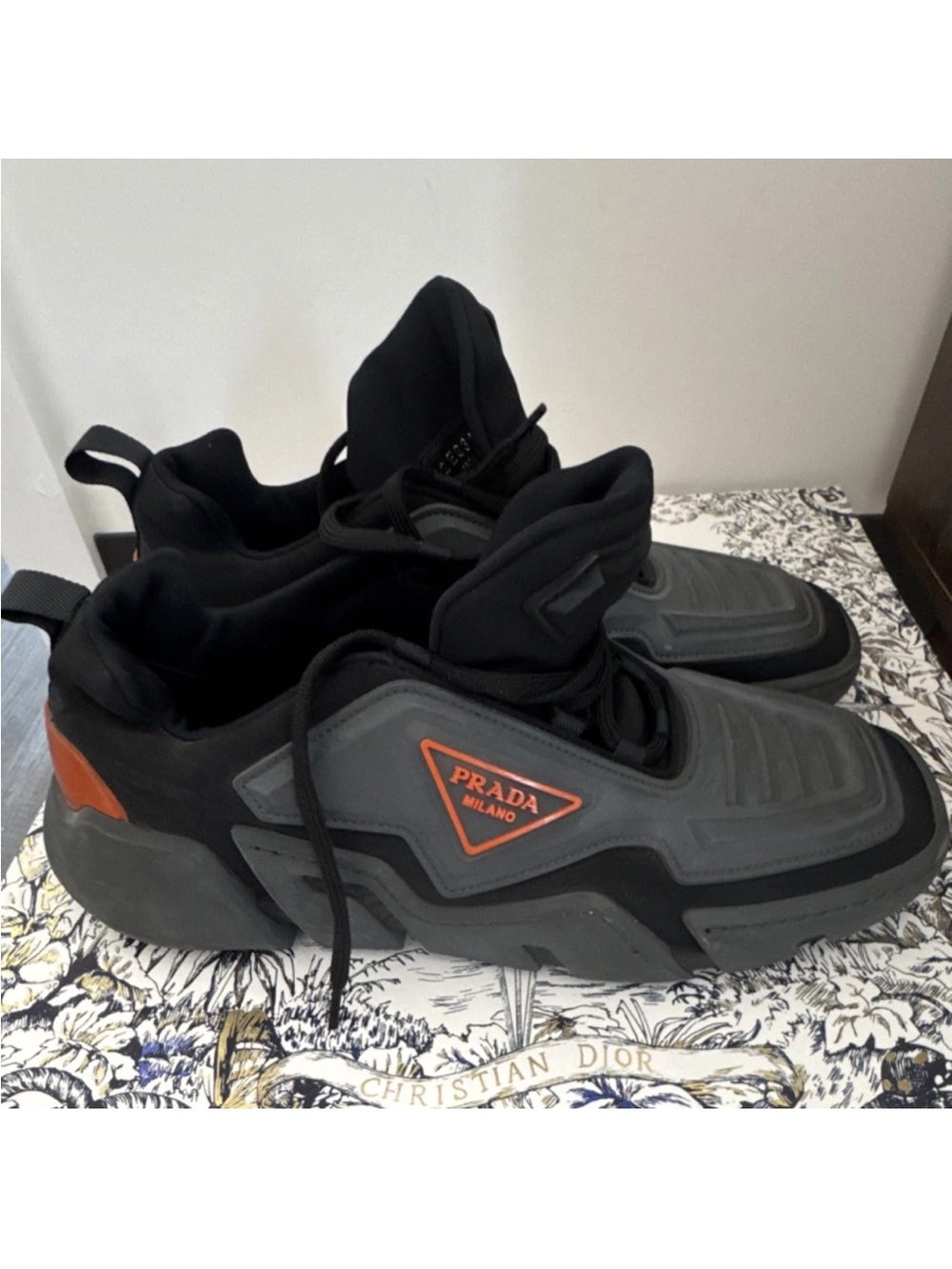 PRADA 2EG314 Men's Low Top Lace Up Sneakers Gray Black Orange Casual Athletic - Picture 4 of 5